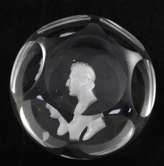 A Duke of Wellington sulphide portrait paperweight, 8.5cm